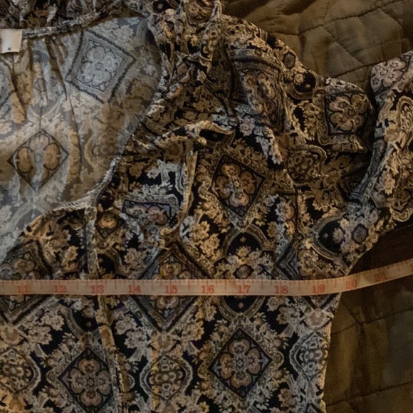 Carly Jean Los Angeles Noel Dress - Picture 12 of 13